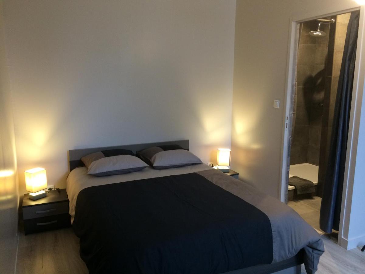 Studio Proche Gare Avec Kitchenette Et Wifi - Porte Rouge Thiviers Экстерьер фото
