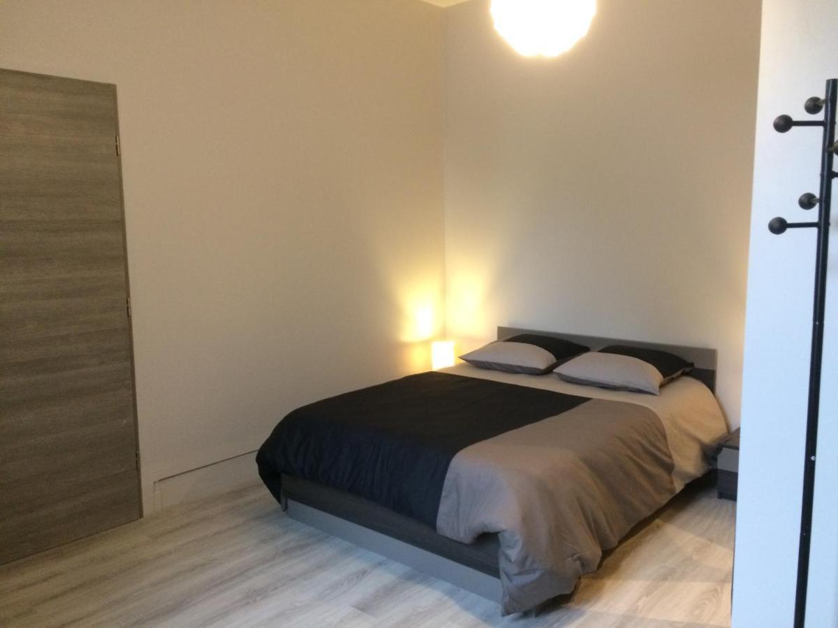 Studio Proche Gare Avec Kitchenette Et Wifi - Porte Rouge Thiviers Экстерьер фото